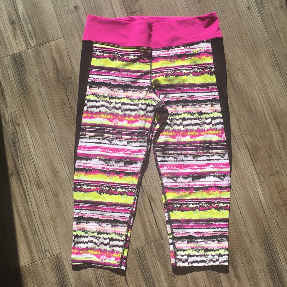 Nike Crop Workout Leggings 🏋🏼‍♀️